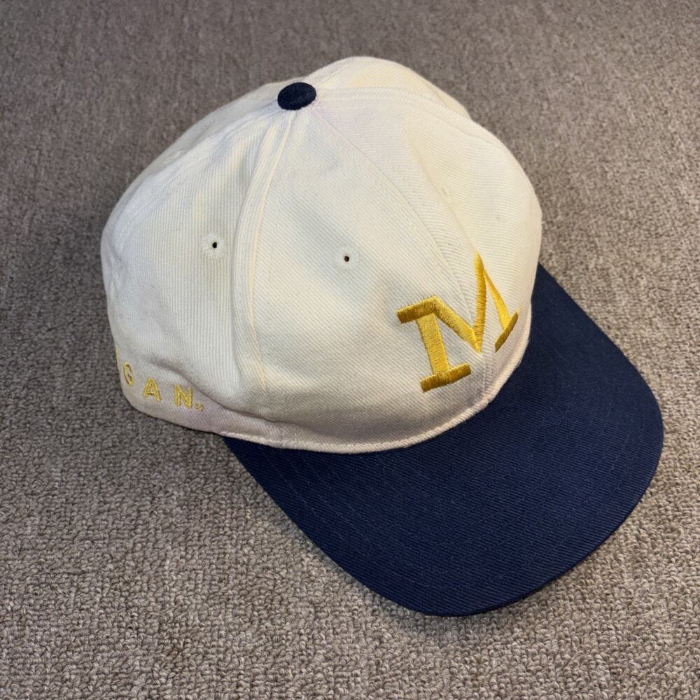 Vintage 90s Michigan State Snap Back Baseball Hat Nike OSFA White